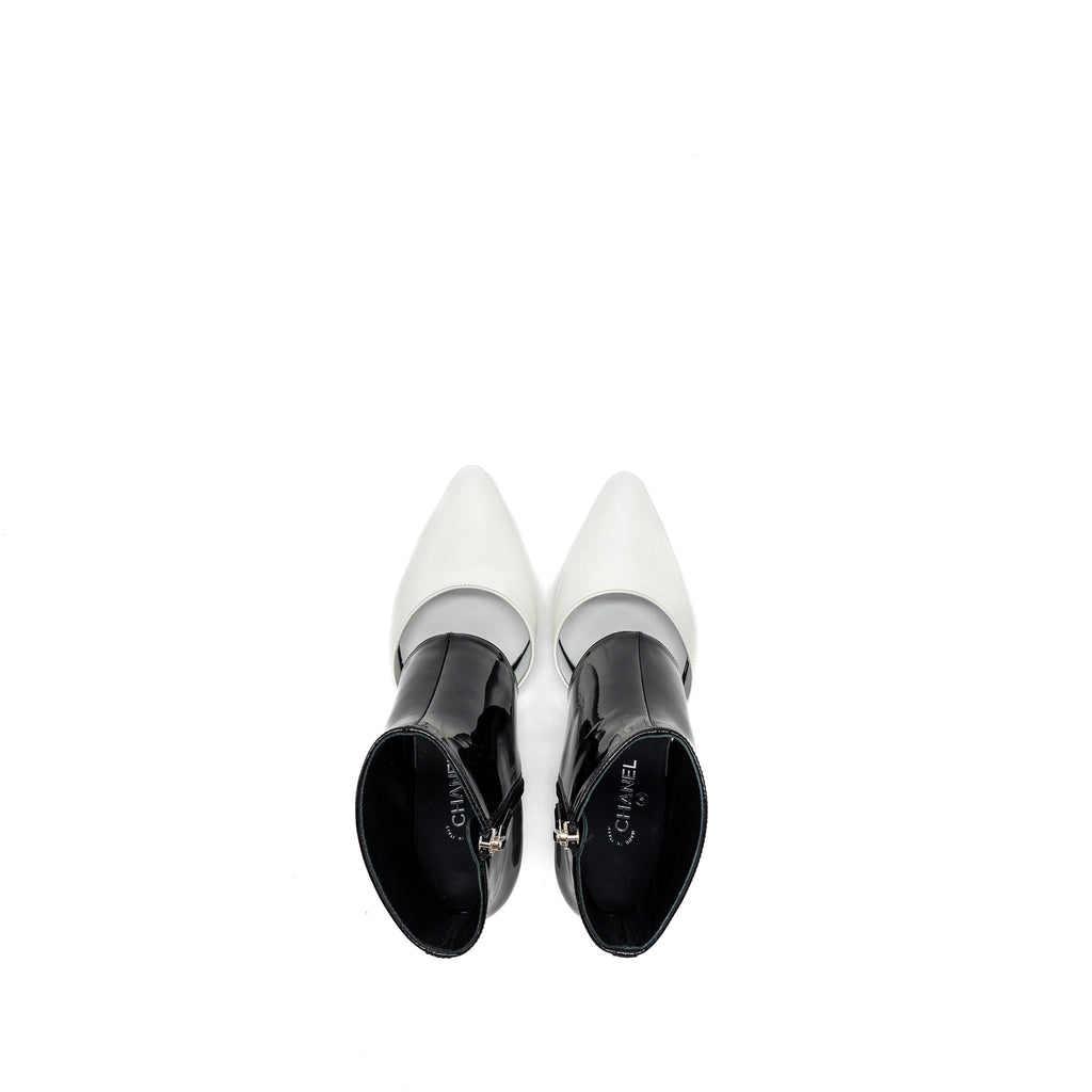 CHANEL ANKLE BOOTS PATENT BLACK / WHITE