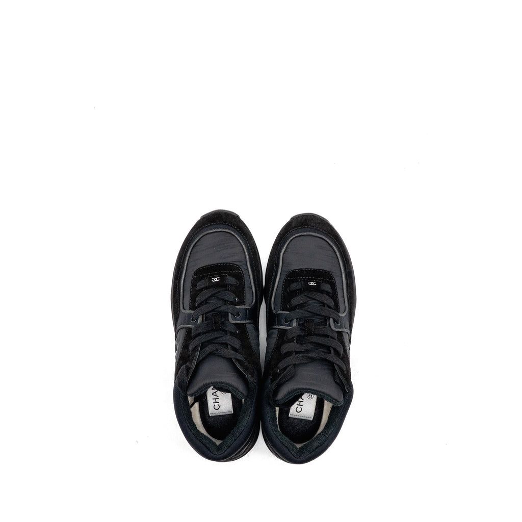 CHANEL CC SNEAKERS SUEDE/FABRIC BLACK