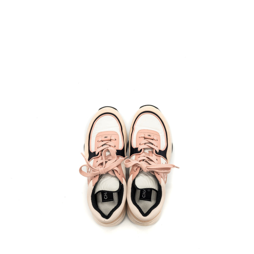 CHANEL CC LOGO SNEAKER PINK / MULTICOLOUR