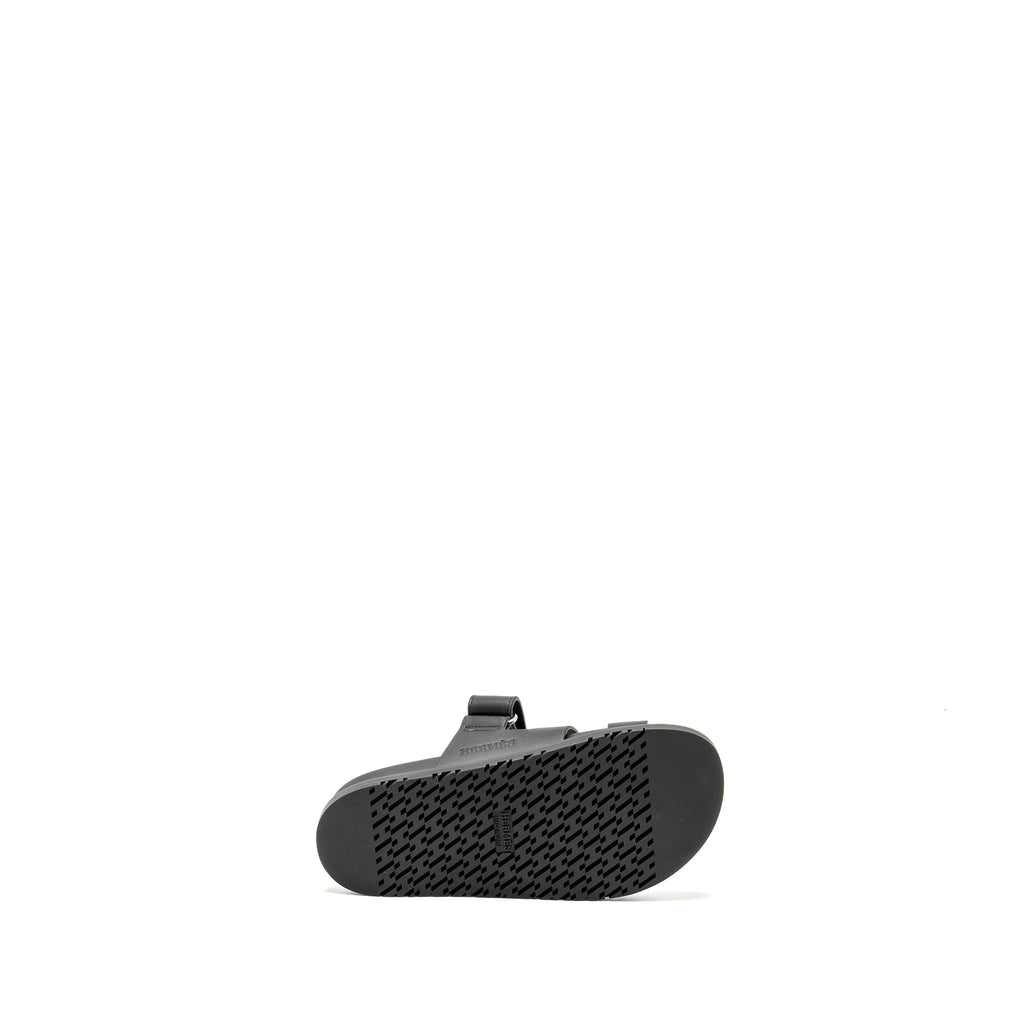 HERMES CHYPRE SANDALS LEATHER BLACK