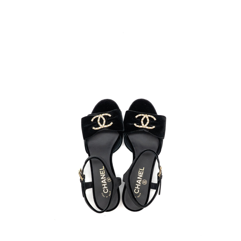 CHANEL 24K CRYSTAL CC LOGO SANDALS VELVET BLACK LGHW