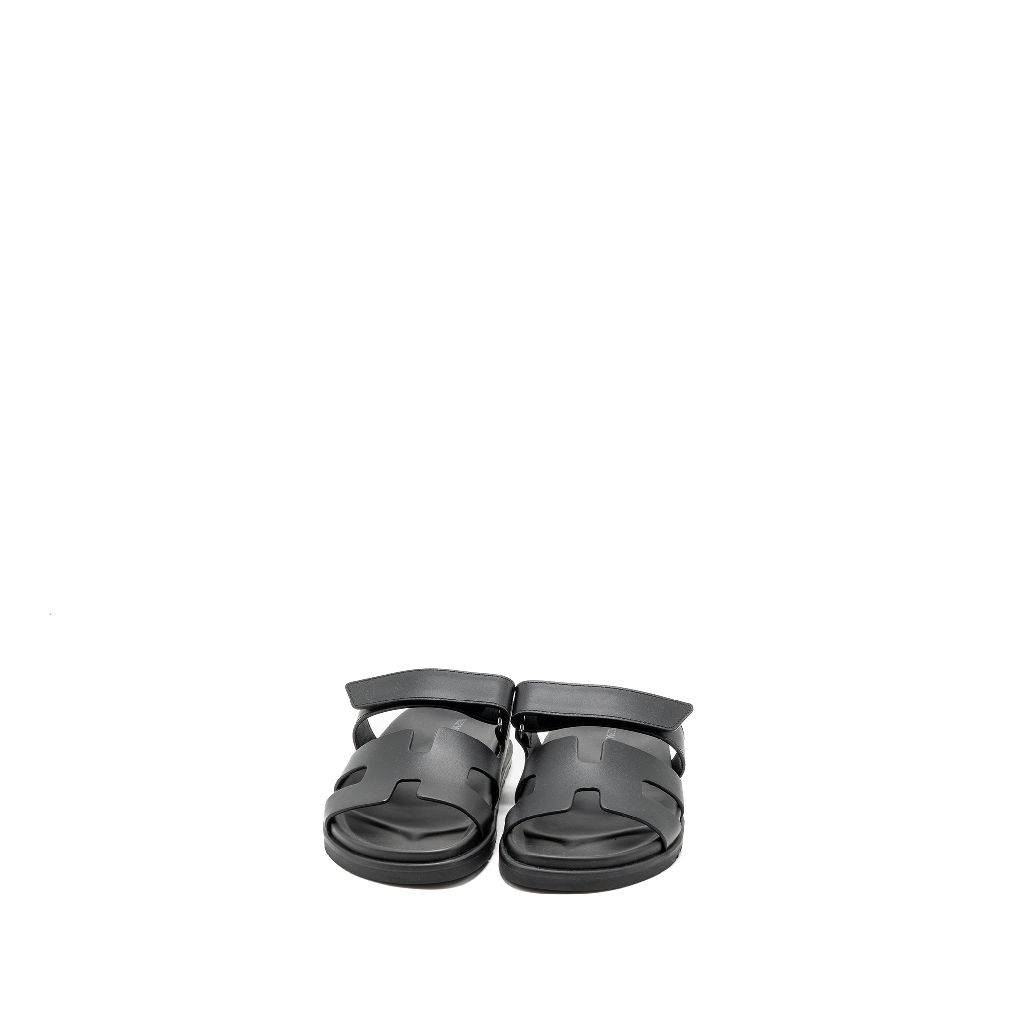 HERMES CHYPRE SANDALS BLACK