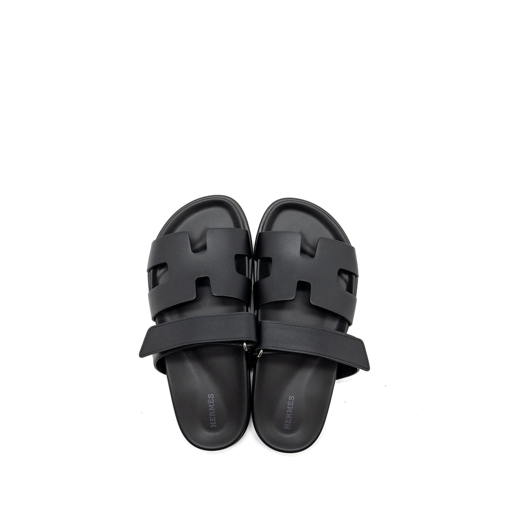 HERMES CHYPRE SANDALS BLACK