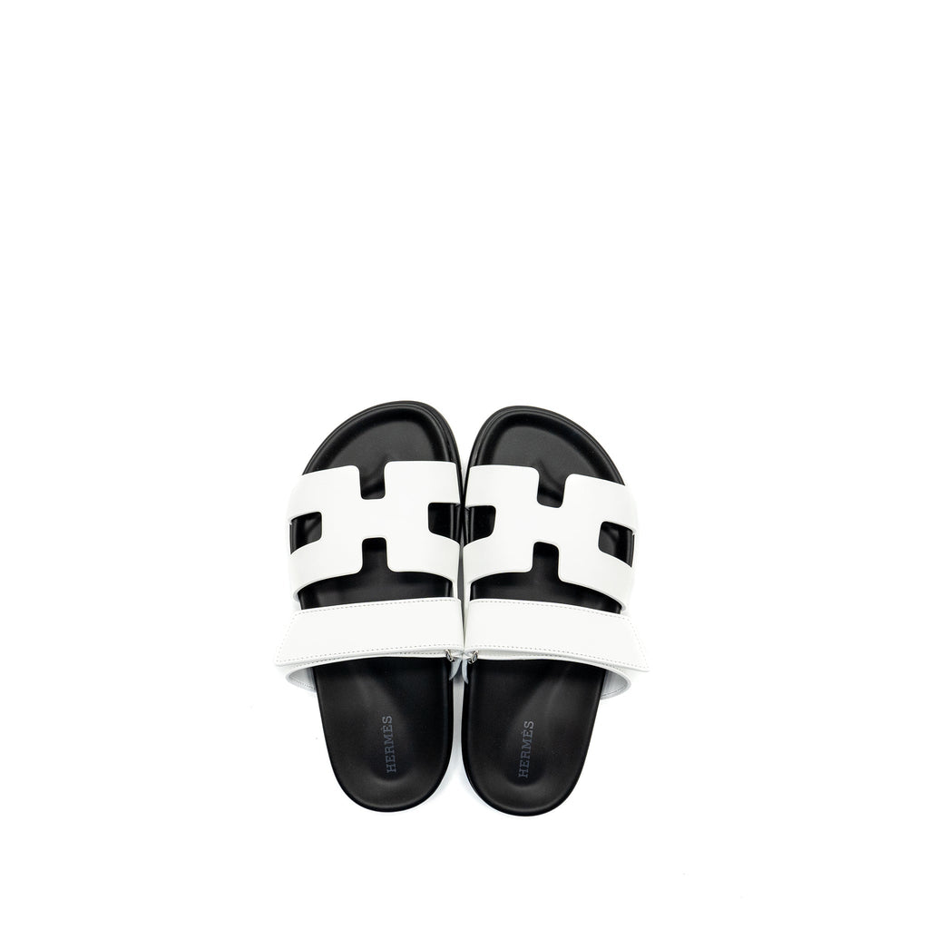 HERMES CHYPRE SANDALS BLACK/WHITE