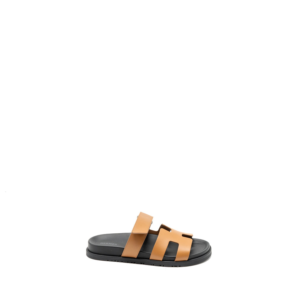 HERMES CHYPRE SANDALS NATUREL