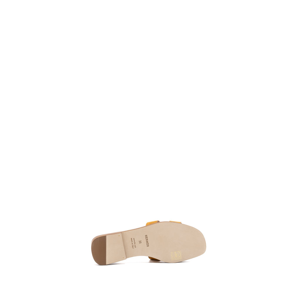 HERMES ORAN SANDALS CHÈVRE VELOURS NATURAL