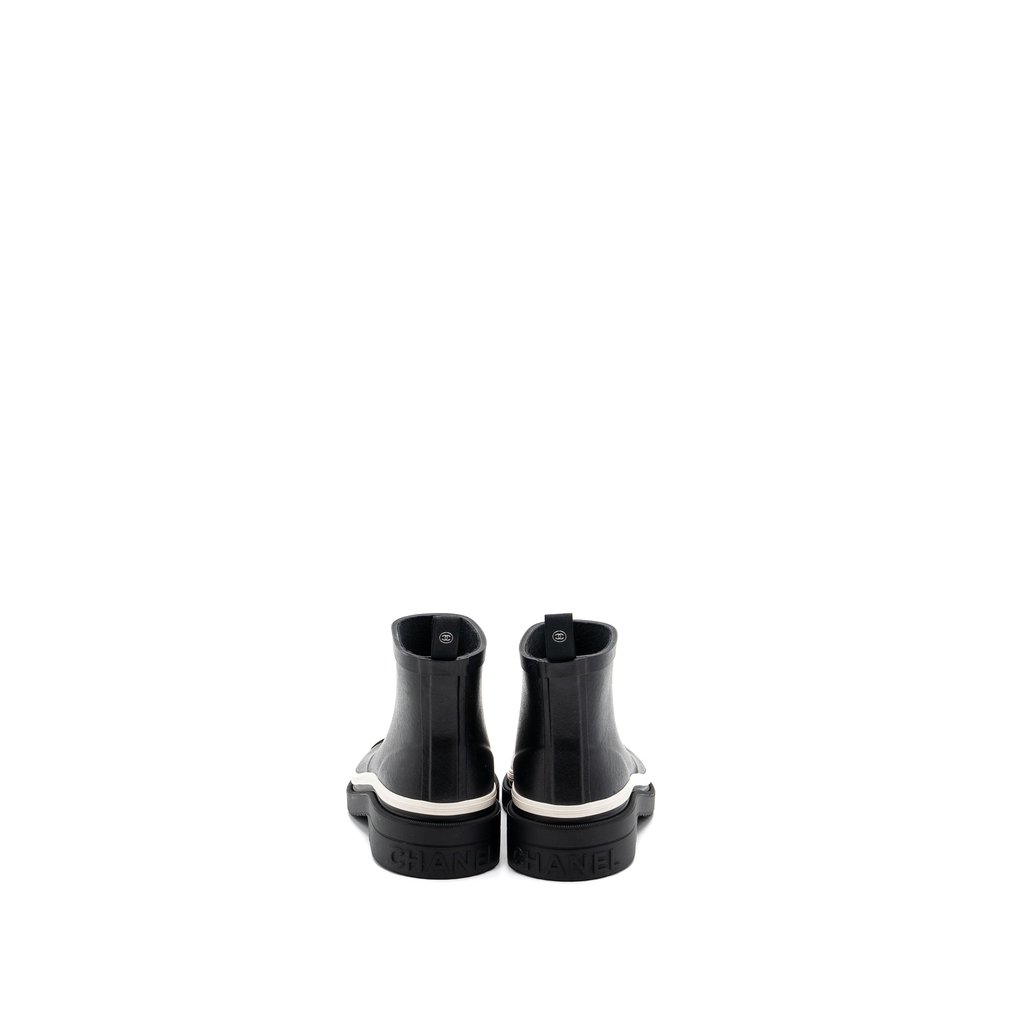 CHANEL RUBBER ANKLE BOOTS BLACK/ WHITE