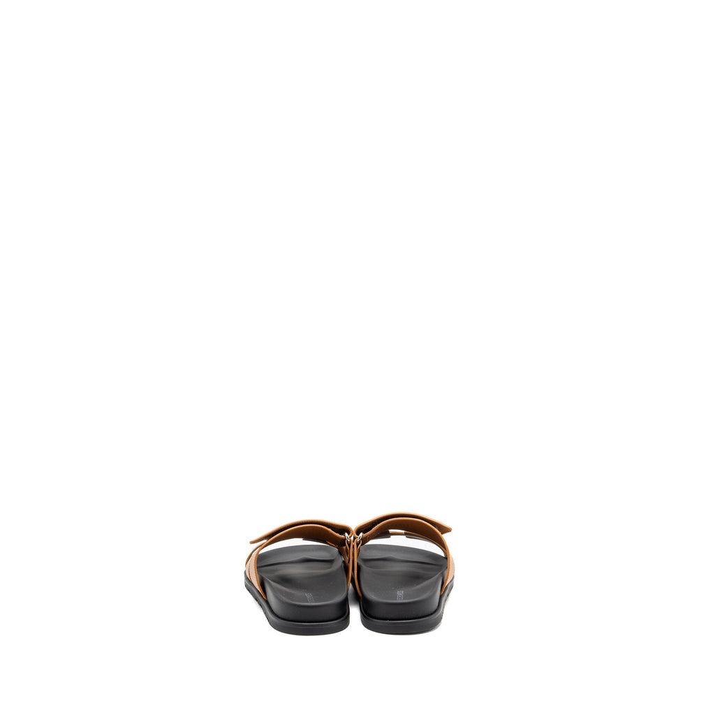 HERMES CHYPRE SANDALS GOLD / BLACK