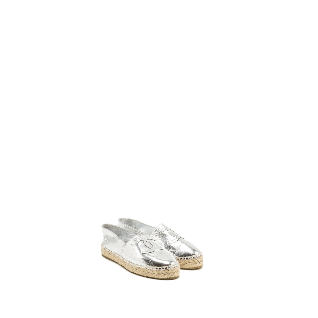 CHANEL ESPADRILLE METALLIC SILVER
