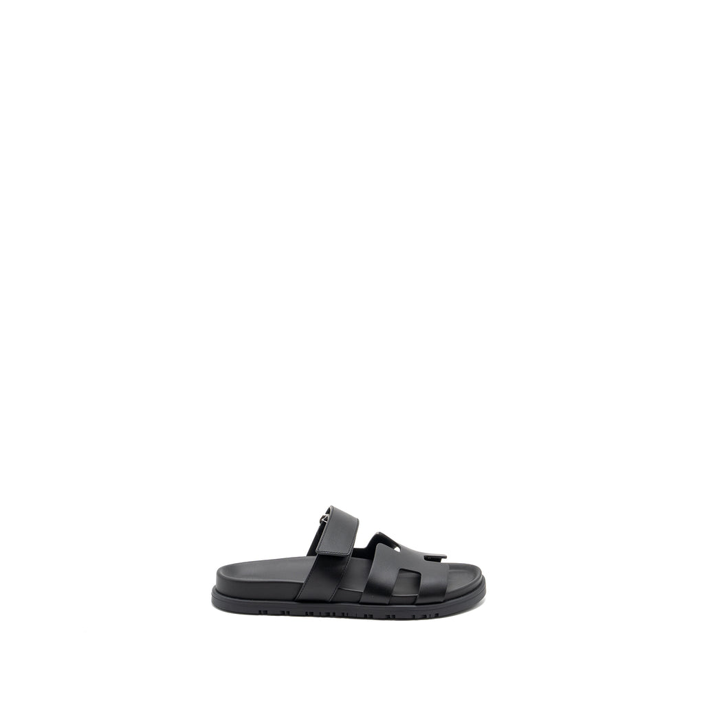 HERMES CHYPRE SANDAL BLACK SHW