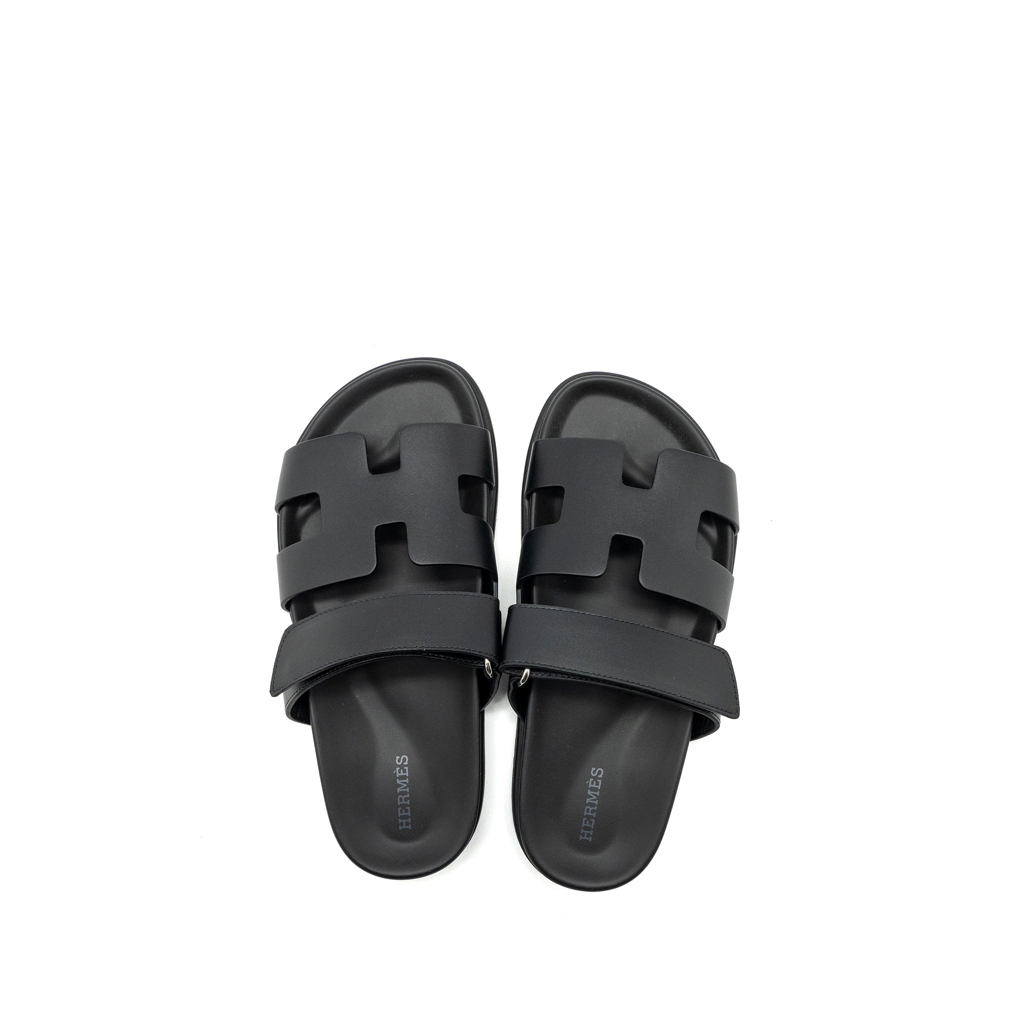 HERMES CHYPRE SANDALS BLACK