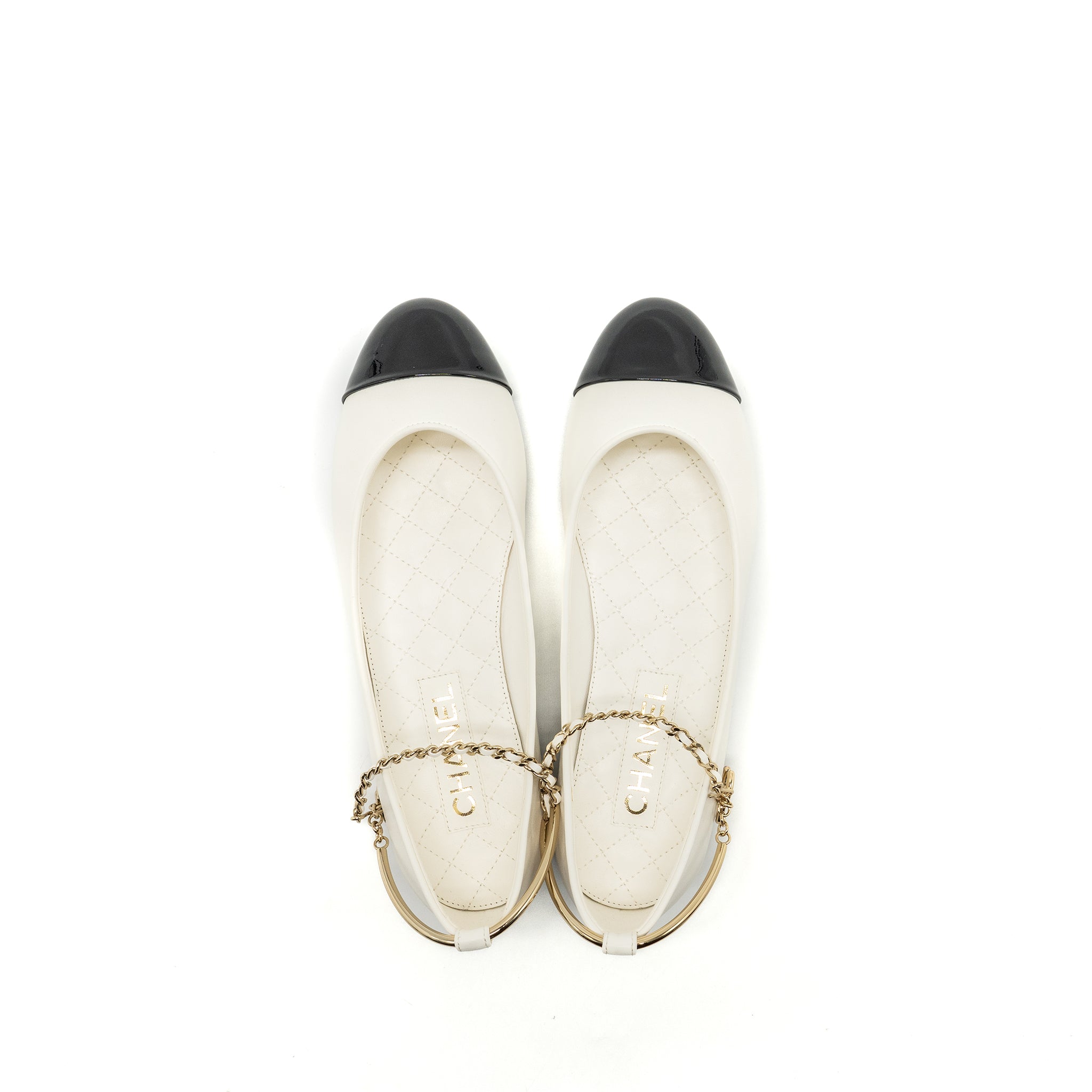 CHANEL BALLET FLATS WHITE / BLACK