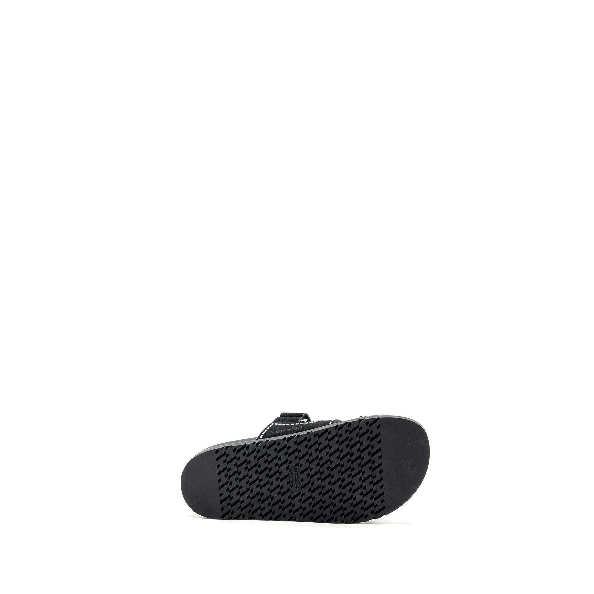 HERMES CHYPRE SANDALS SUEDE/ CRYSTAL BLACK