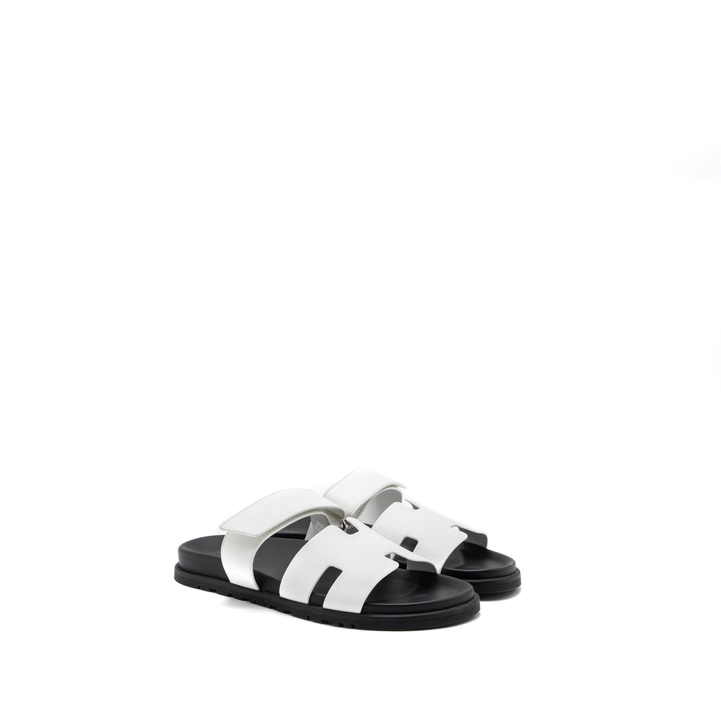 HERMES CHYPRE SANDALS EPSOM WHITE