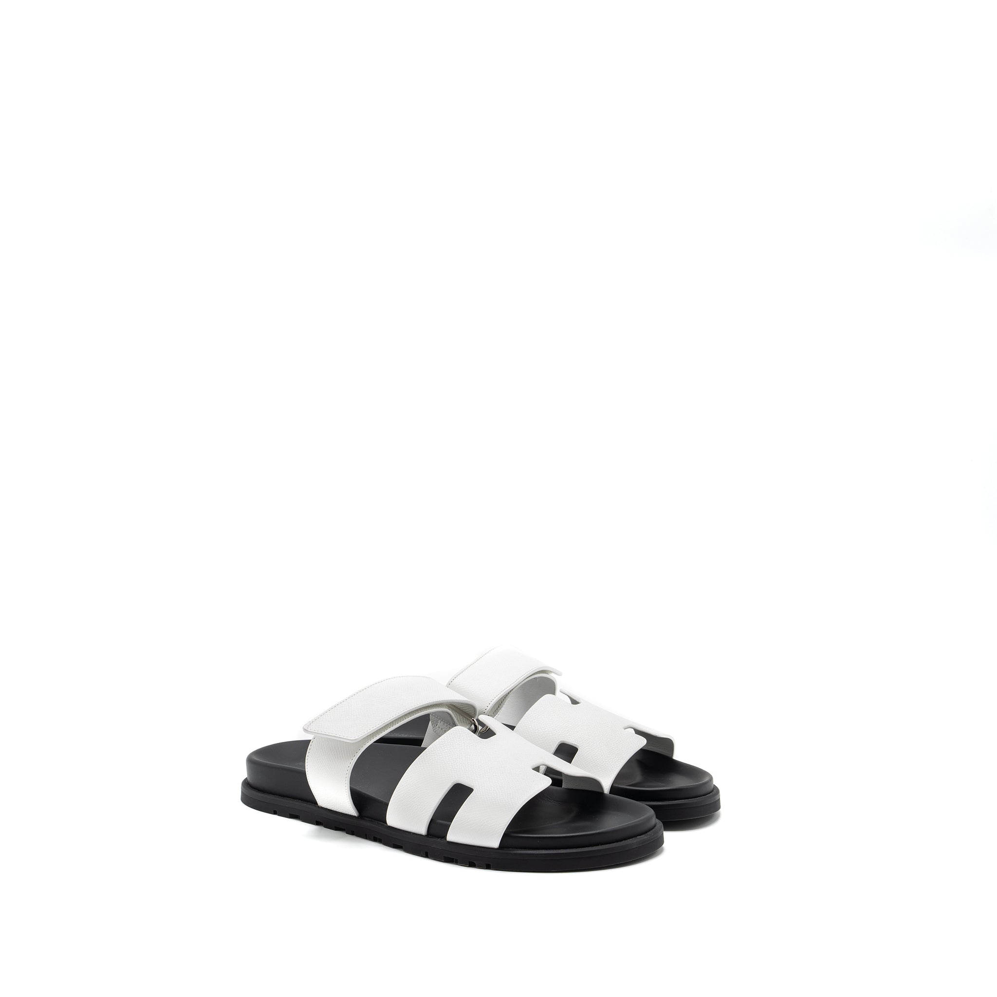 HERMES CHYPRE SANDALS EPSOM WHITE