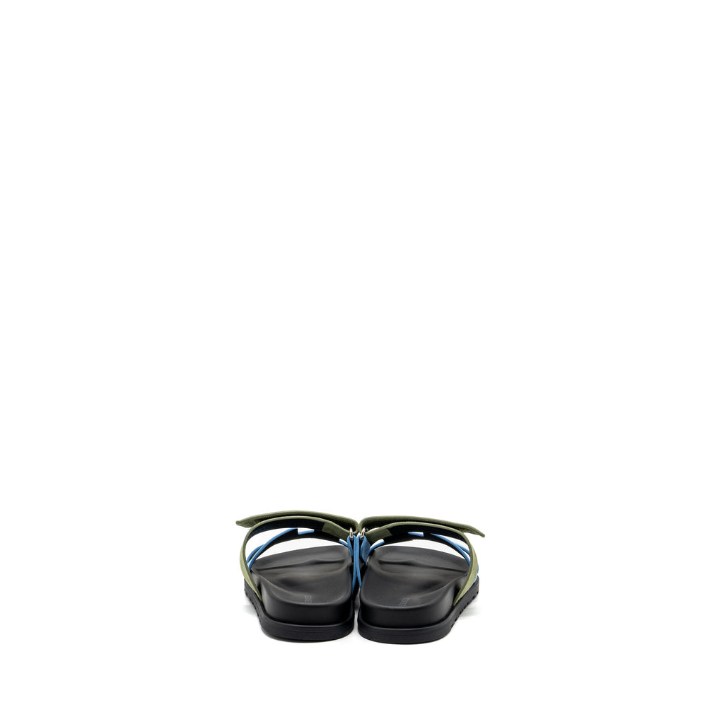 HERMES CHYPRE SANDALS CHÈVRE VELOURS BLEU CAMEO / VERT CELADON