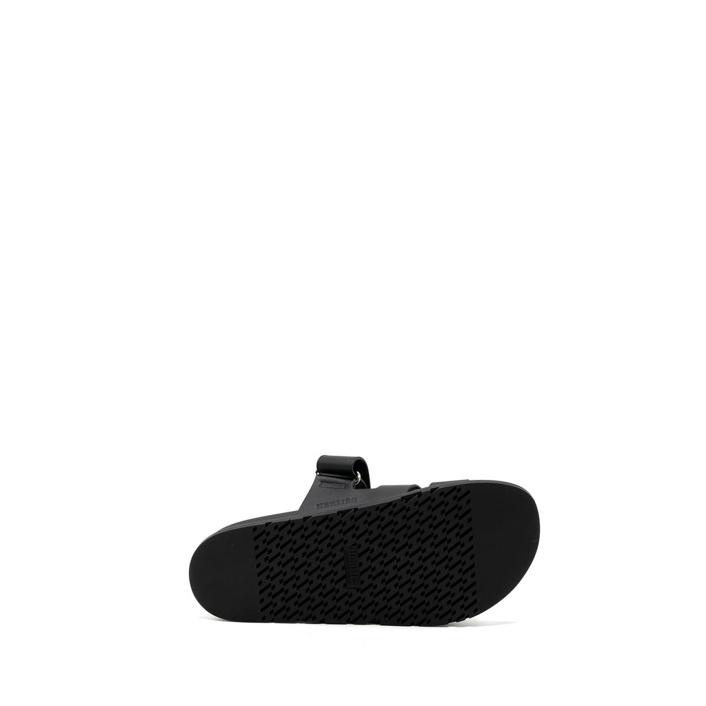 HERMES CHYPRE SANDALS BLACK