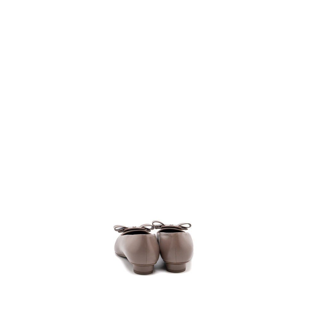 FERRAGAMO VIVA BALLERINAS NAPPA CALFSKIN GREY