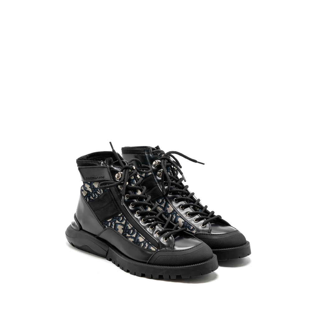 DIOR COMBAT MID TOP BOOTS DIOR BLUE OBLIQUE BLACK SHW