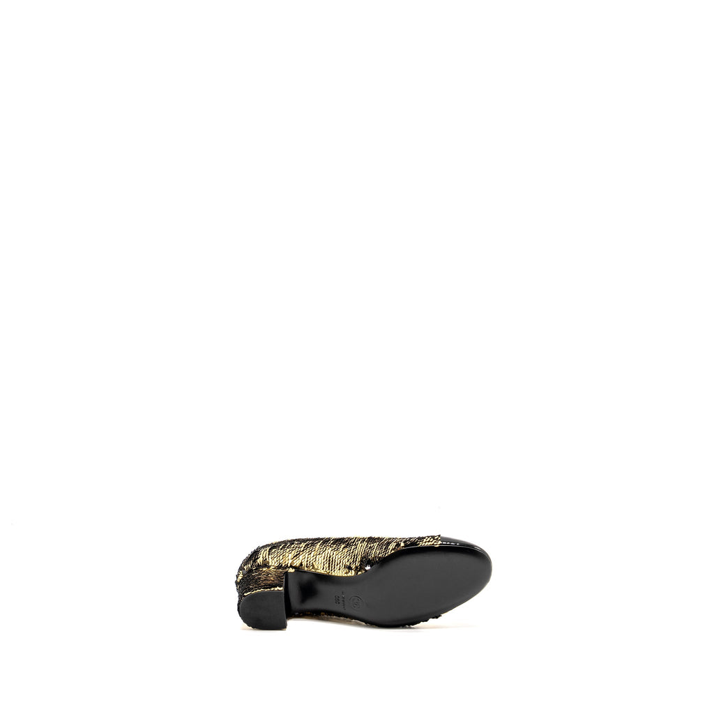 CHANEL 21K PUMPS SEQUINS/PATENT GOLD/BLACK