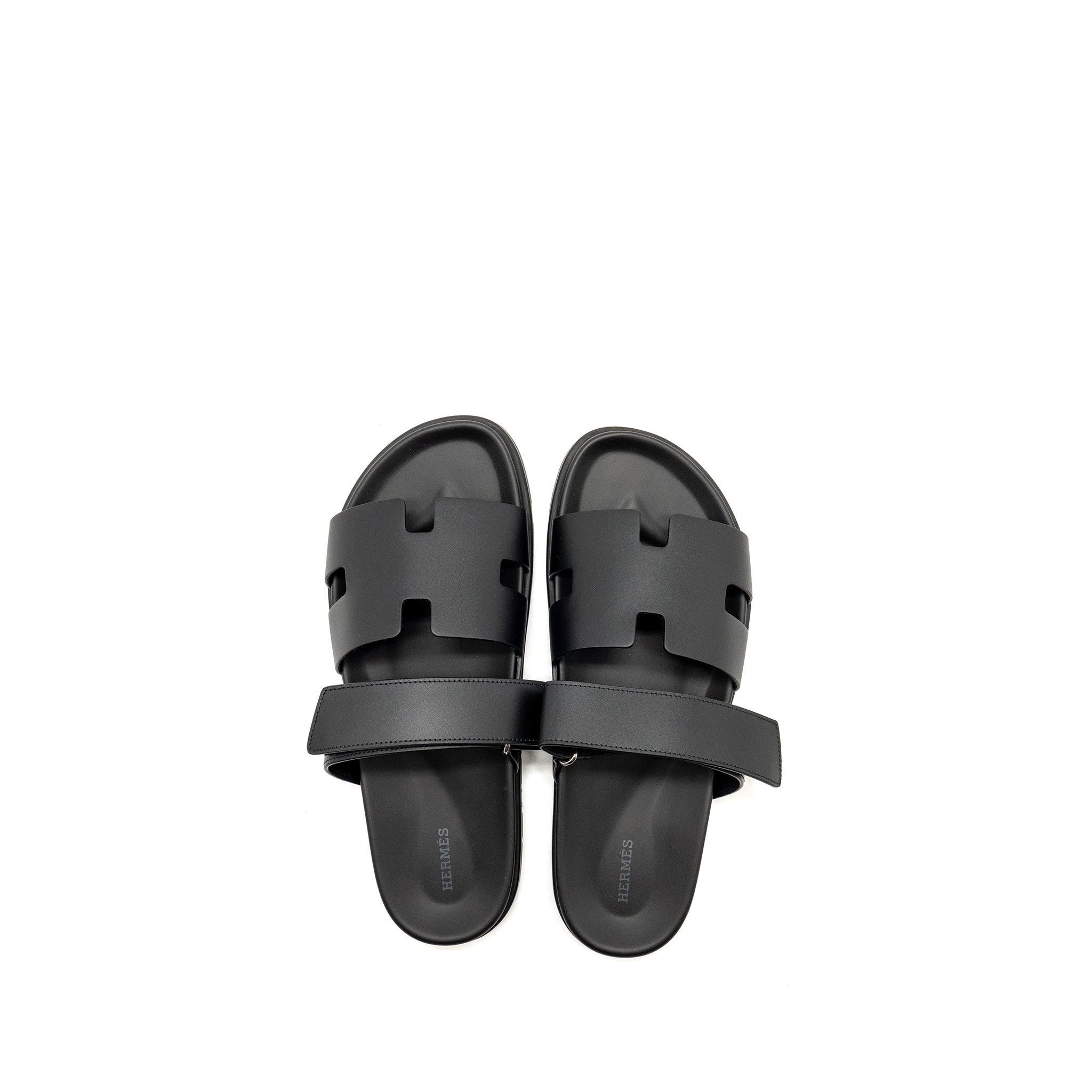 HERMES CHYPRE SANDALS BLACK