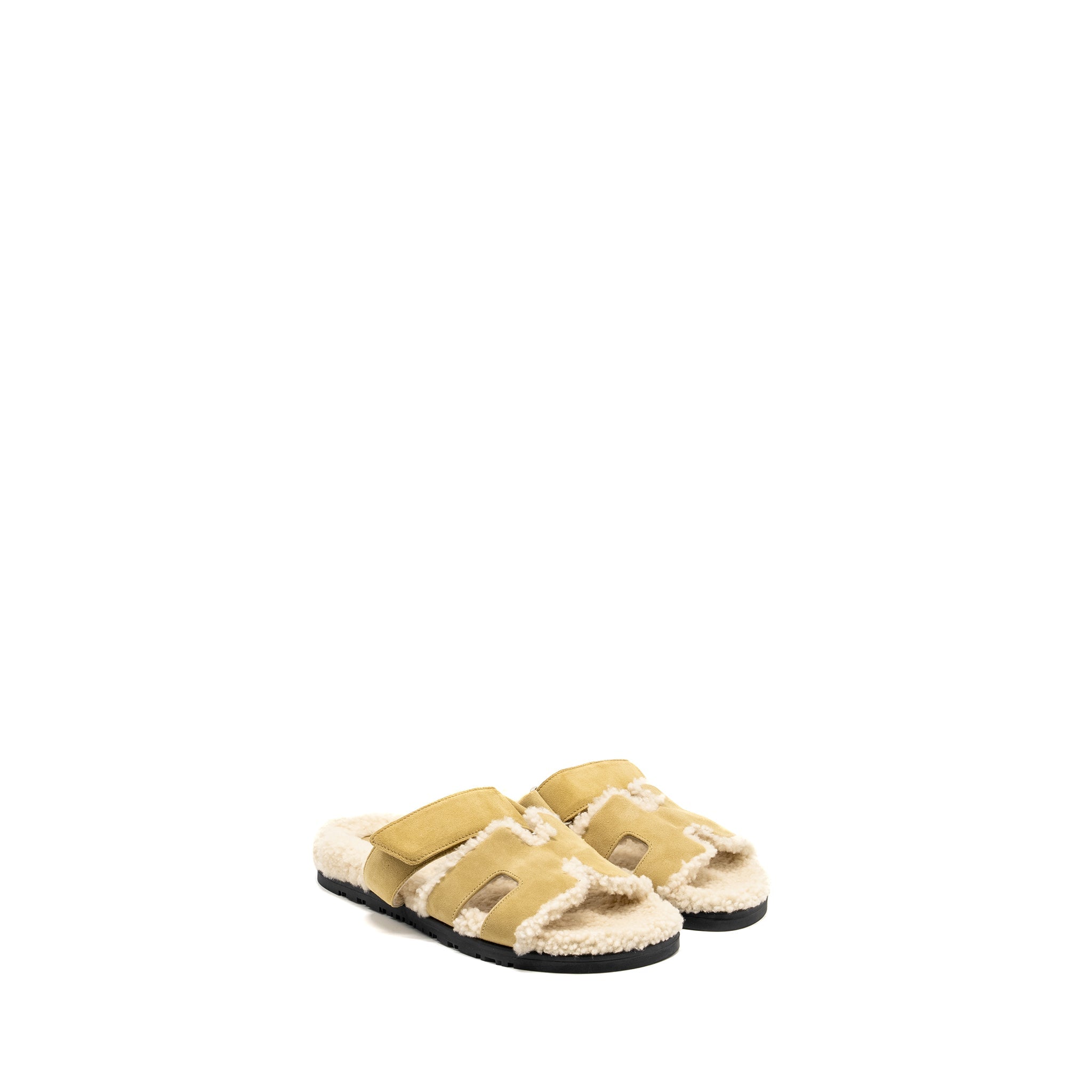 HERMES CHYPRE SANDALS CHÈVRE VELOURS BEIGE ALBATRE