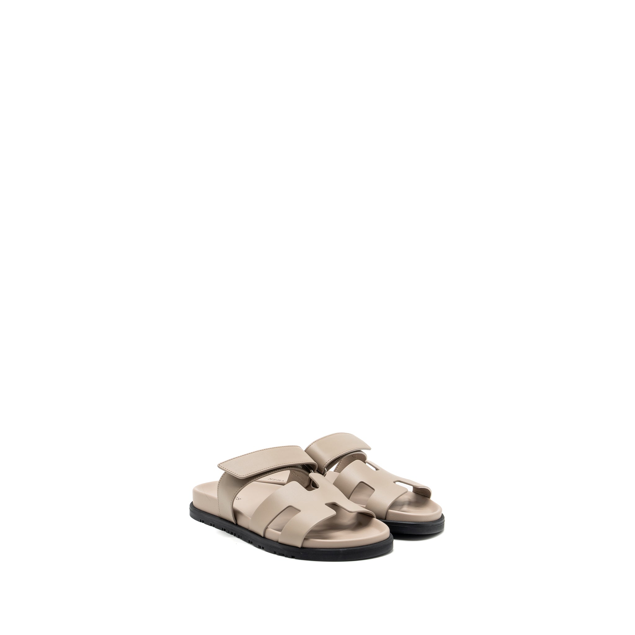 HERMES CHYPRE SANDALS BEIGE MASTIC