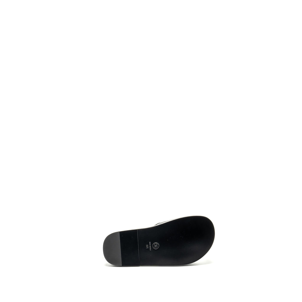 CHANEL 22S SANDALS/MULES LAMBSKIN BLACK MULTICOLOUR