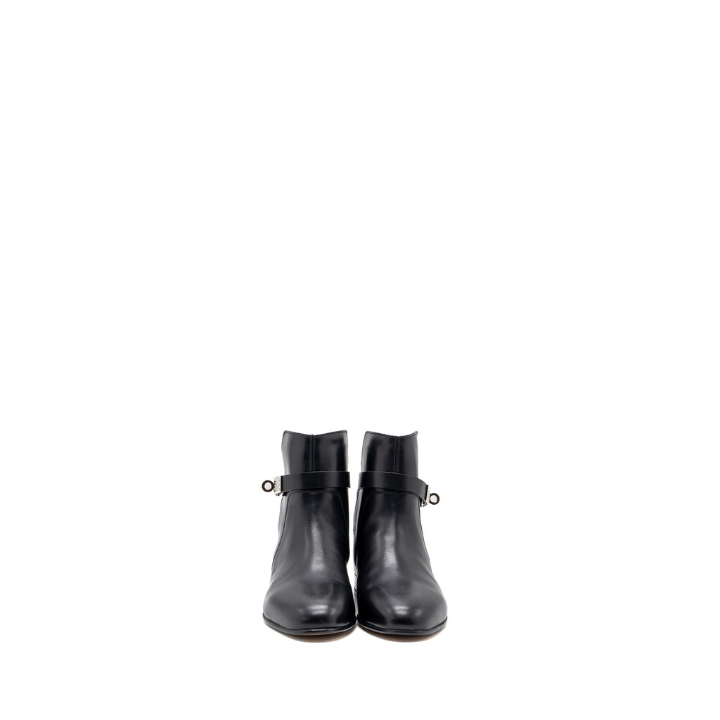 HERMES NEO ANKLE BOOTS WITH KELLY BUCKLE CALFSKIN BLACK SHW