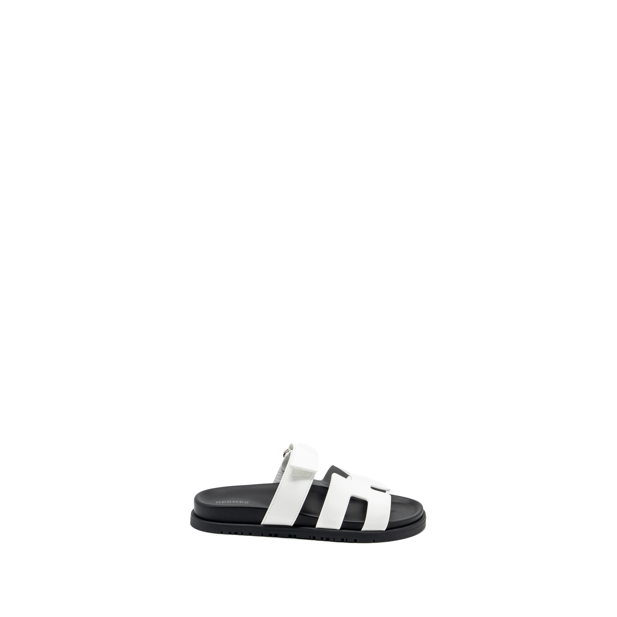 HERMES CHYPRE SANDALS BLACK/WHITE