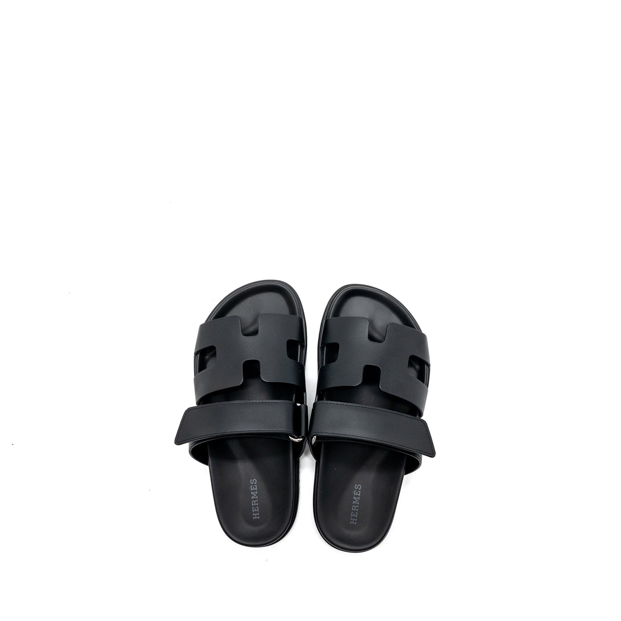 HERMES CHYPRE SANDALS BLACK