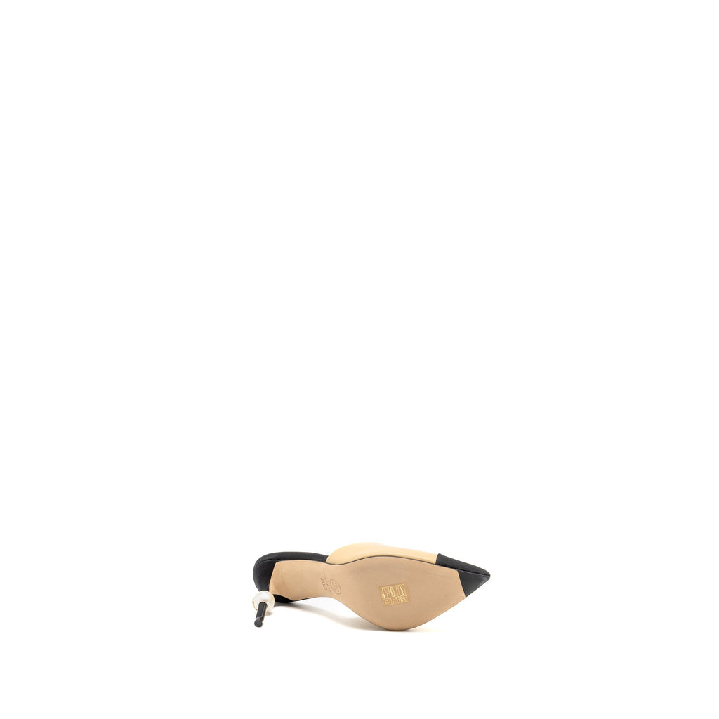 CHANEL PEARL HEEL MULE LEATHER BEIGE/BLACK