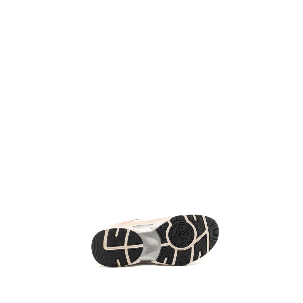 CHANEL CC LOGO SNEAKER PINK / MULTICOLOUR