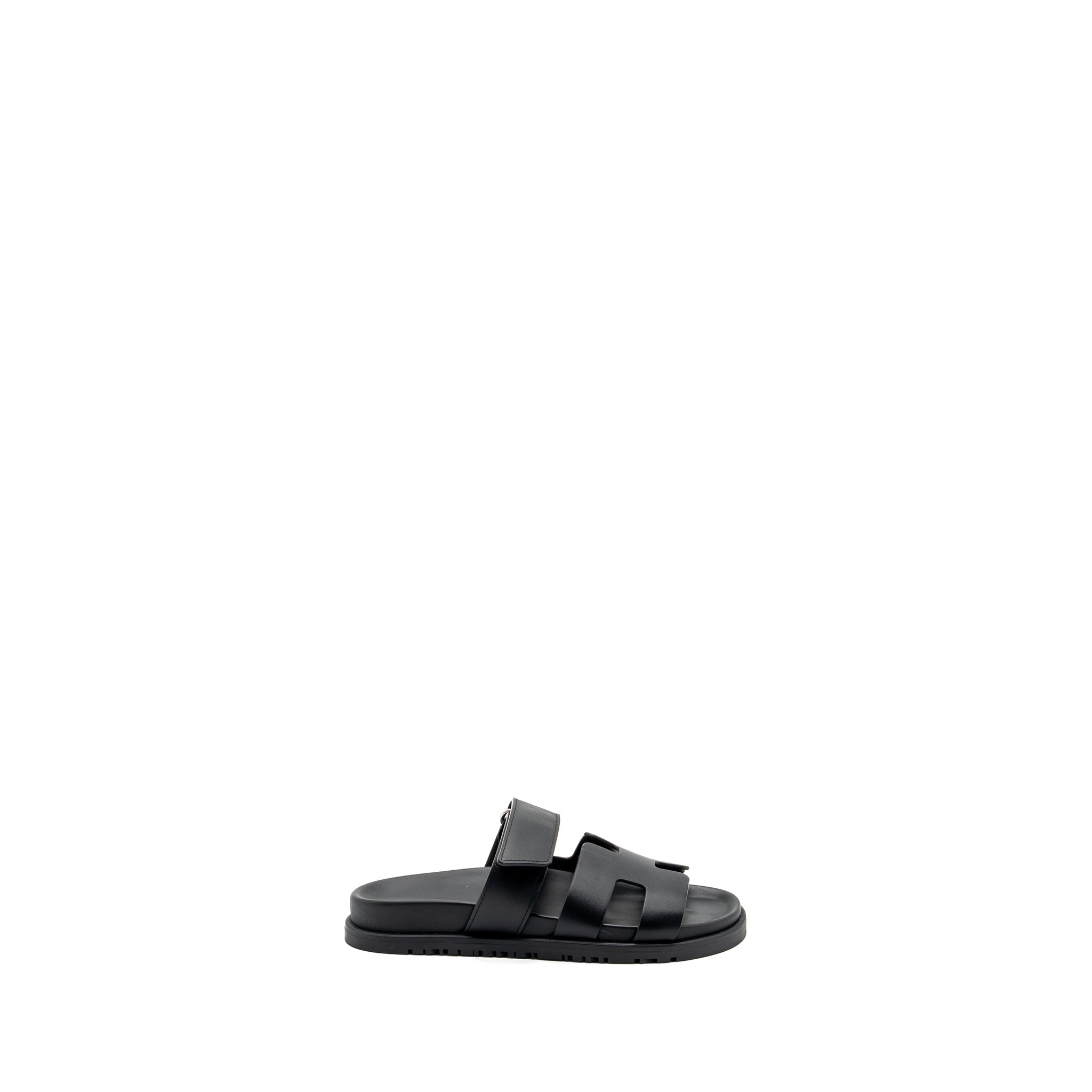 HERMES CHYPRE SANDALS BLACK