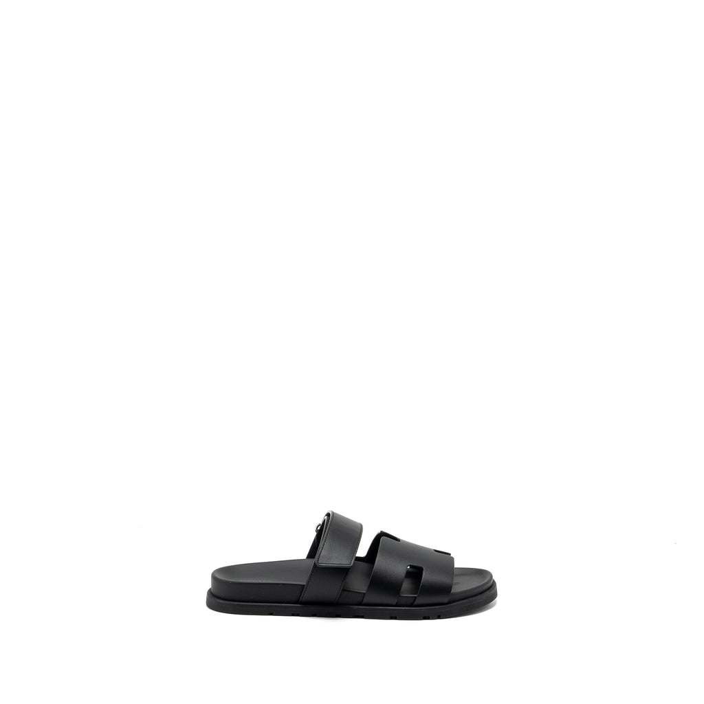 HERMES MEN’S CHYPRE SANDALS BLACK