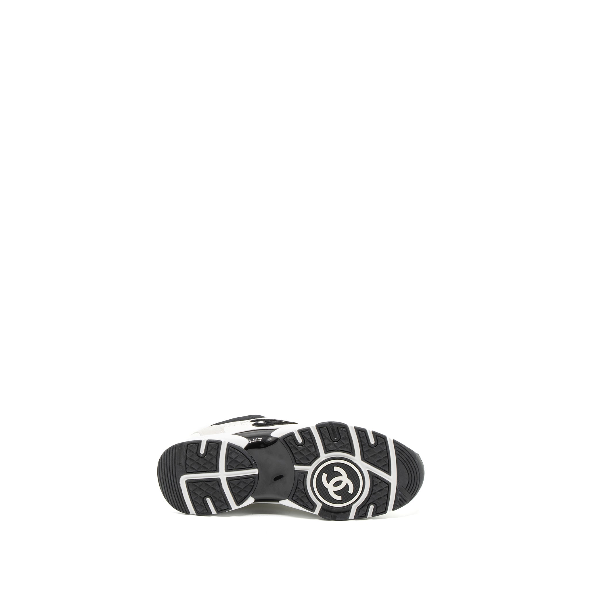 CHANEL TRAINERS SUEDE/CALFSKIN BLACK/WHITE