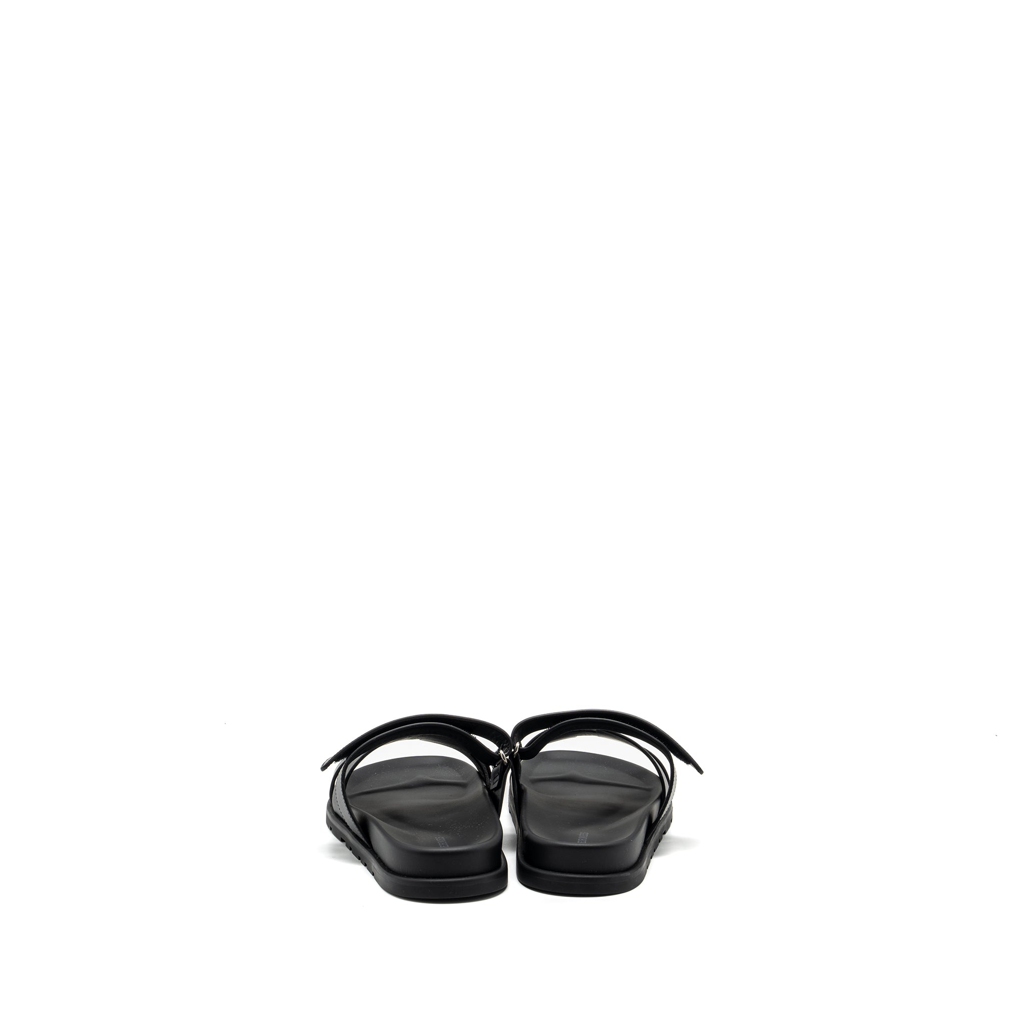 HERMES MEN’S CHYPRE SANDALS BLACK