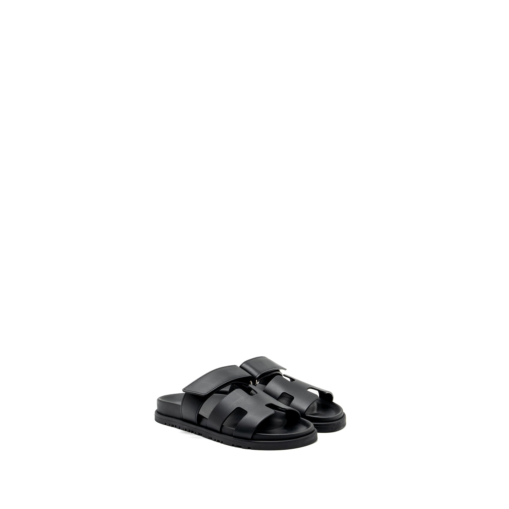HERMES CHYPRE SANDALS BLACK