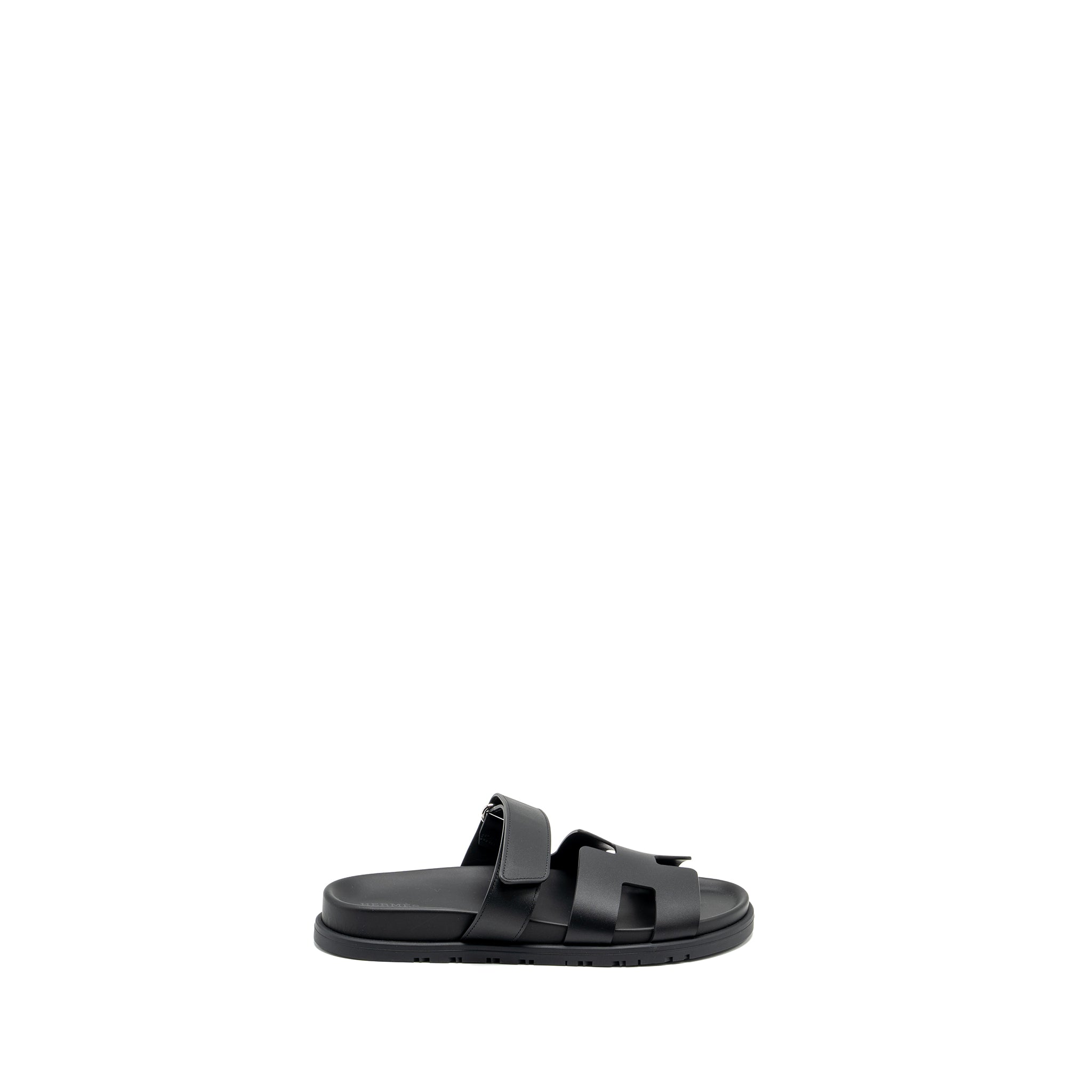 HERMES CHYPRE SANDALS BLACK