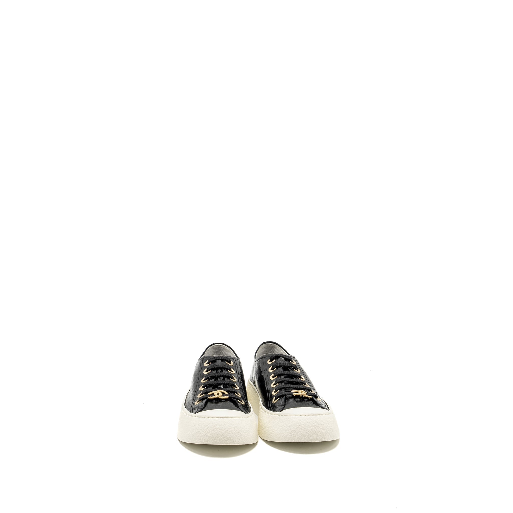CHANEL 24P LEATHER TRAINER BLACK