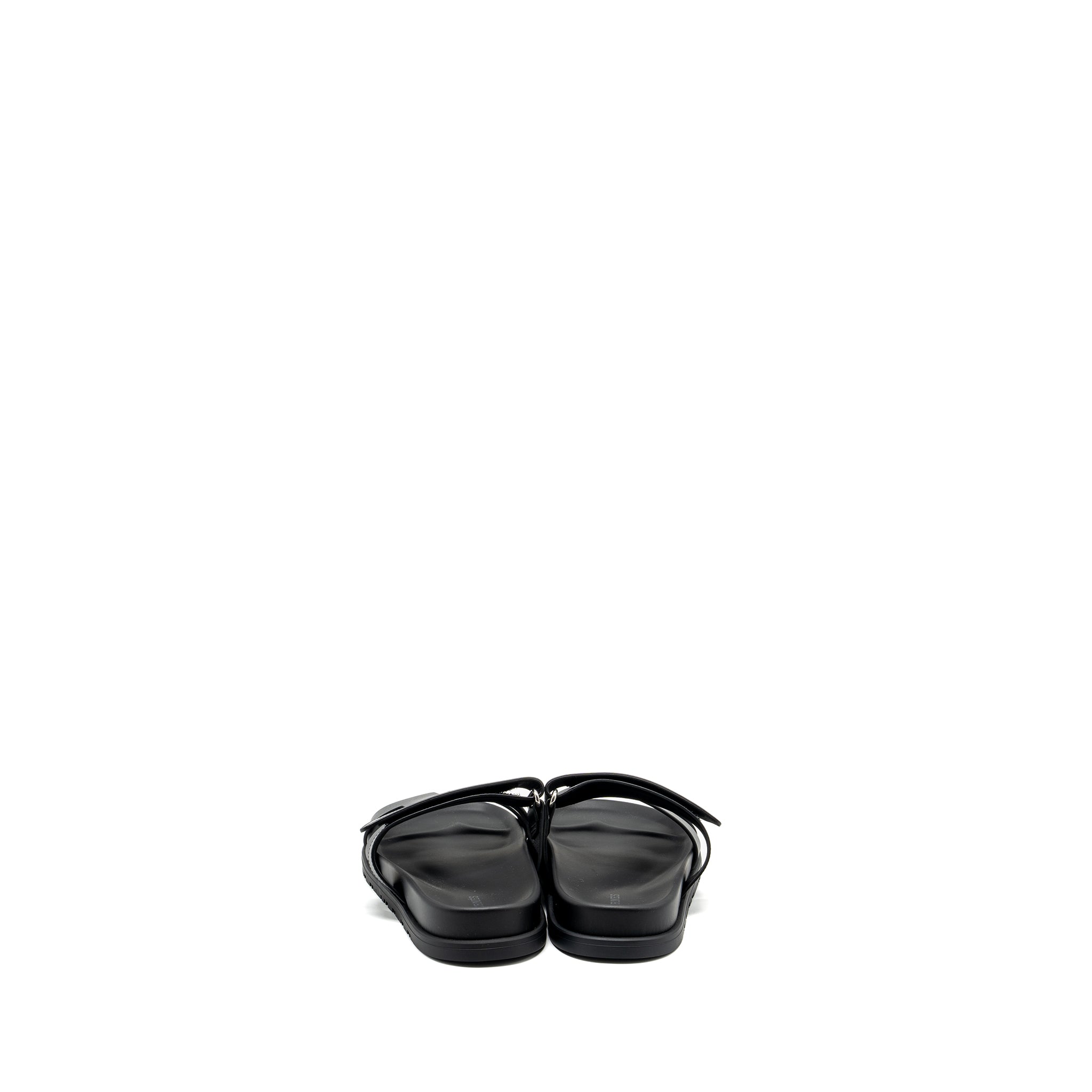 HERMES CHYPRE SANDALS BLACK