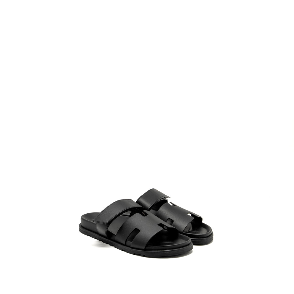 HERMES MEN’S CHYPRE SANDAL CALFSKIN BLACK