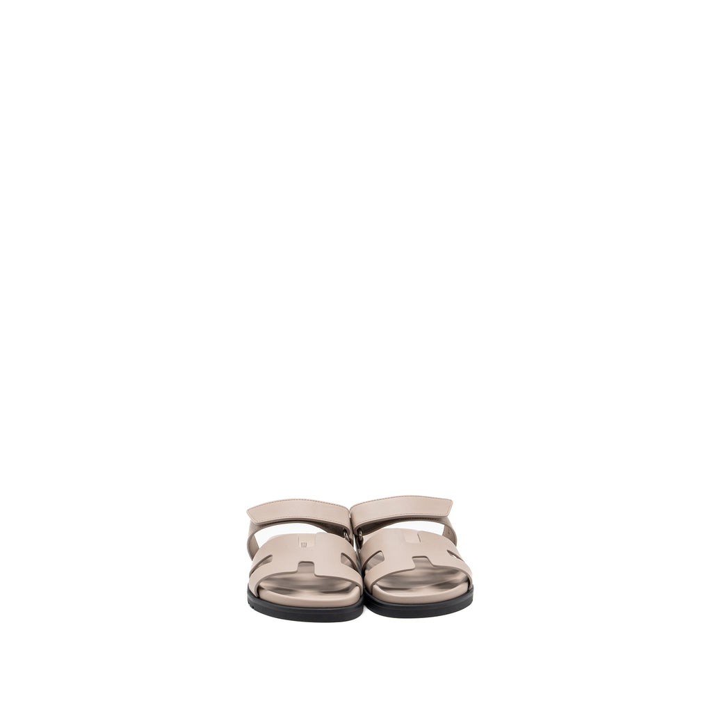 HERMES CHYPRE SANDALS BEIGE MASTIC