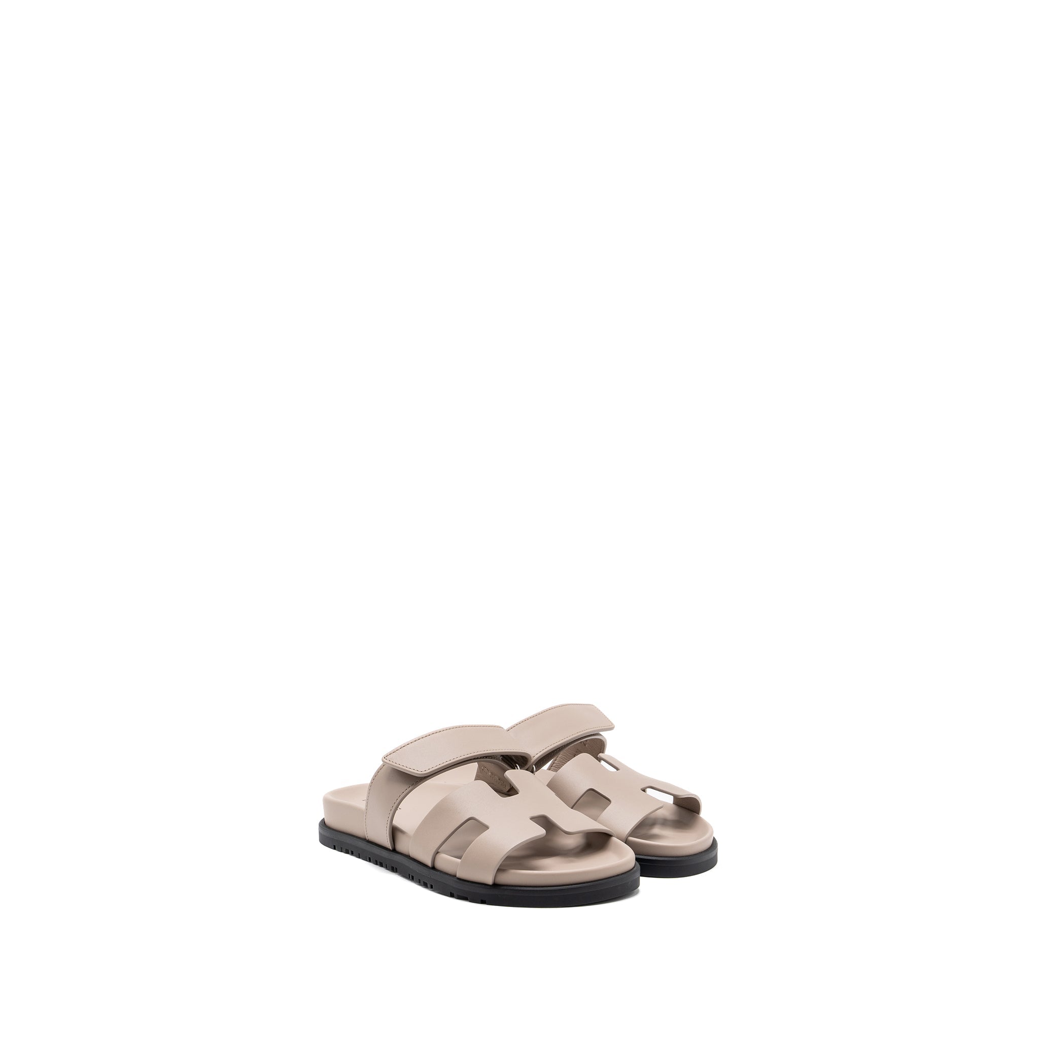 HERMES CHYPRE SANDALS BEIGE MASTIC