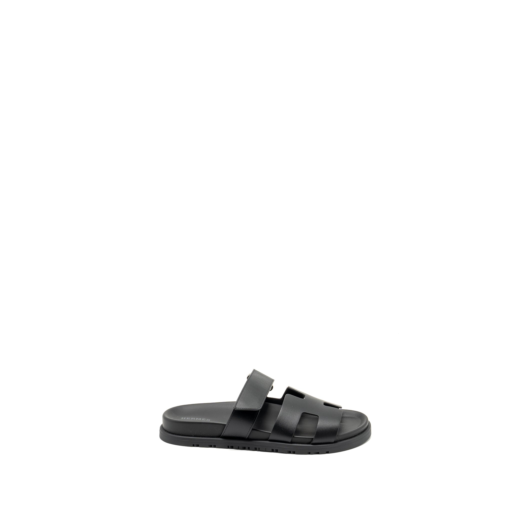 HERMES CHYPRE SANDALS BLACK
