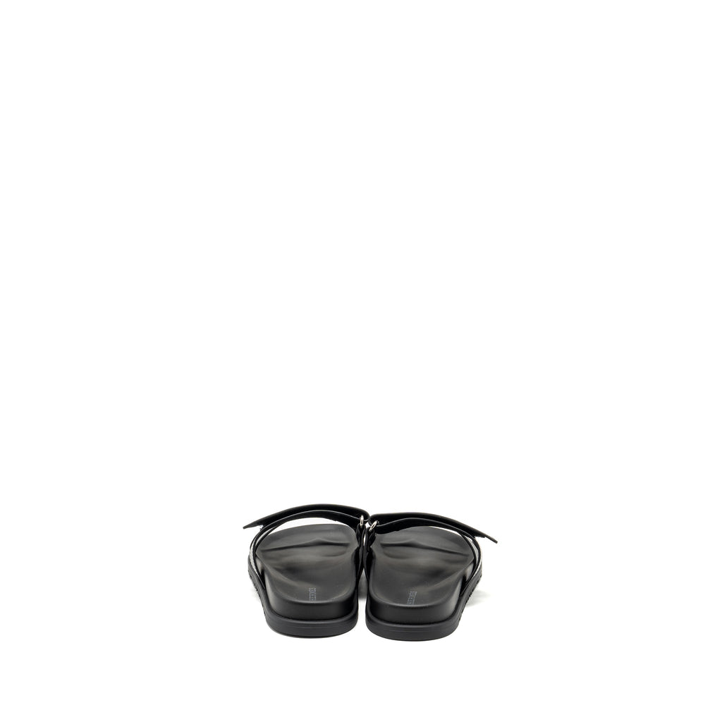 HERMES CHYPRE SANDALS BLACK