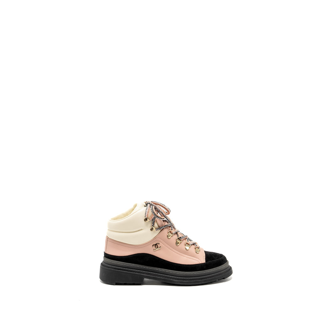 CHANEL ANKLE BOOKTS MULTICOLOR CREAM / PINK / BLACK