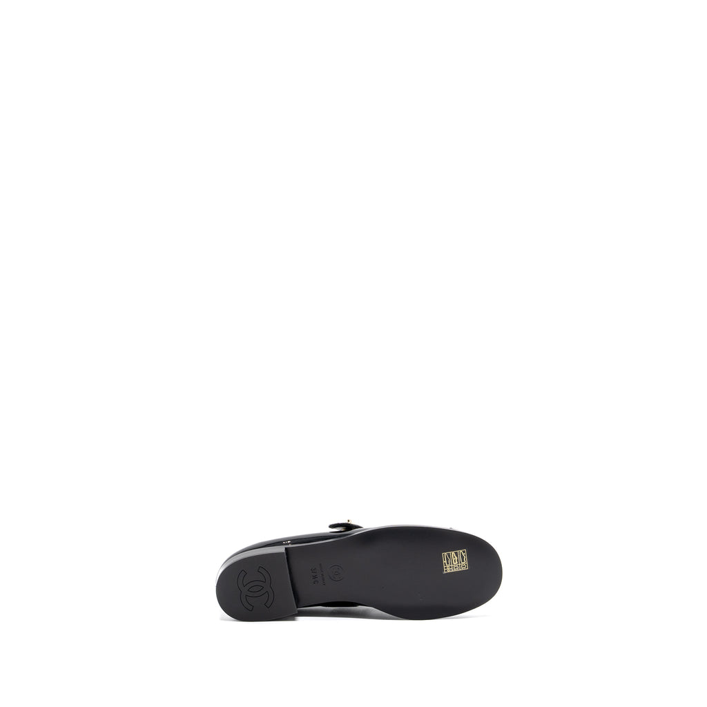CHANEL MARY JANES PATENT CALFSKIN BLACK LGHW