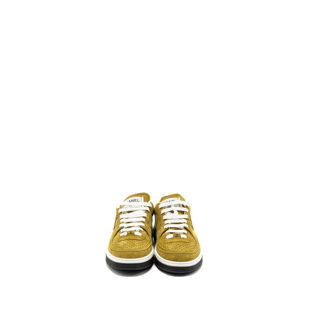 CHANEL 23A SNEAKERS SUEDE GREEN