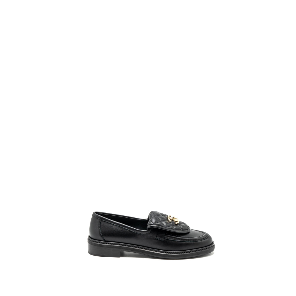 CHANEL QUILTED CC LOGO LOAFER BLACK LGHW